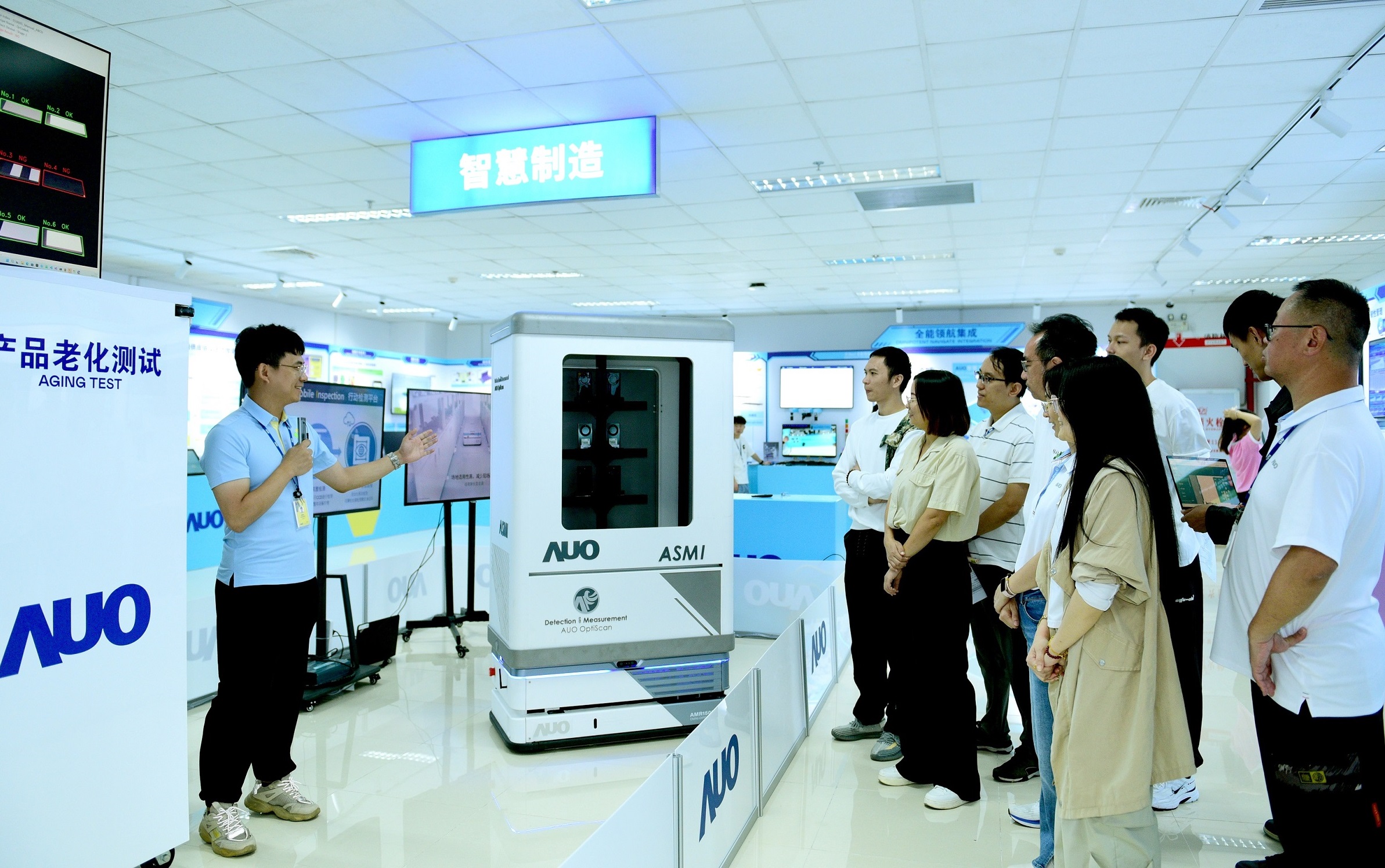 DB视讯厦门将5G+ABC技术串联生产管理全流程，打通研发、采购、生管、制程、设备、质量等产品全生命周期制造流程，完成数字化设计、智慧供应链、智能座舱、全流程设备管理、数据驱动优化、智慧在线检测、智慧品管等自适应生产模式升级